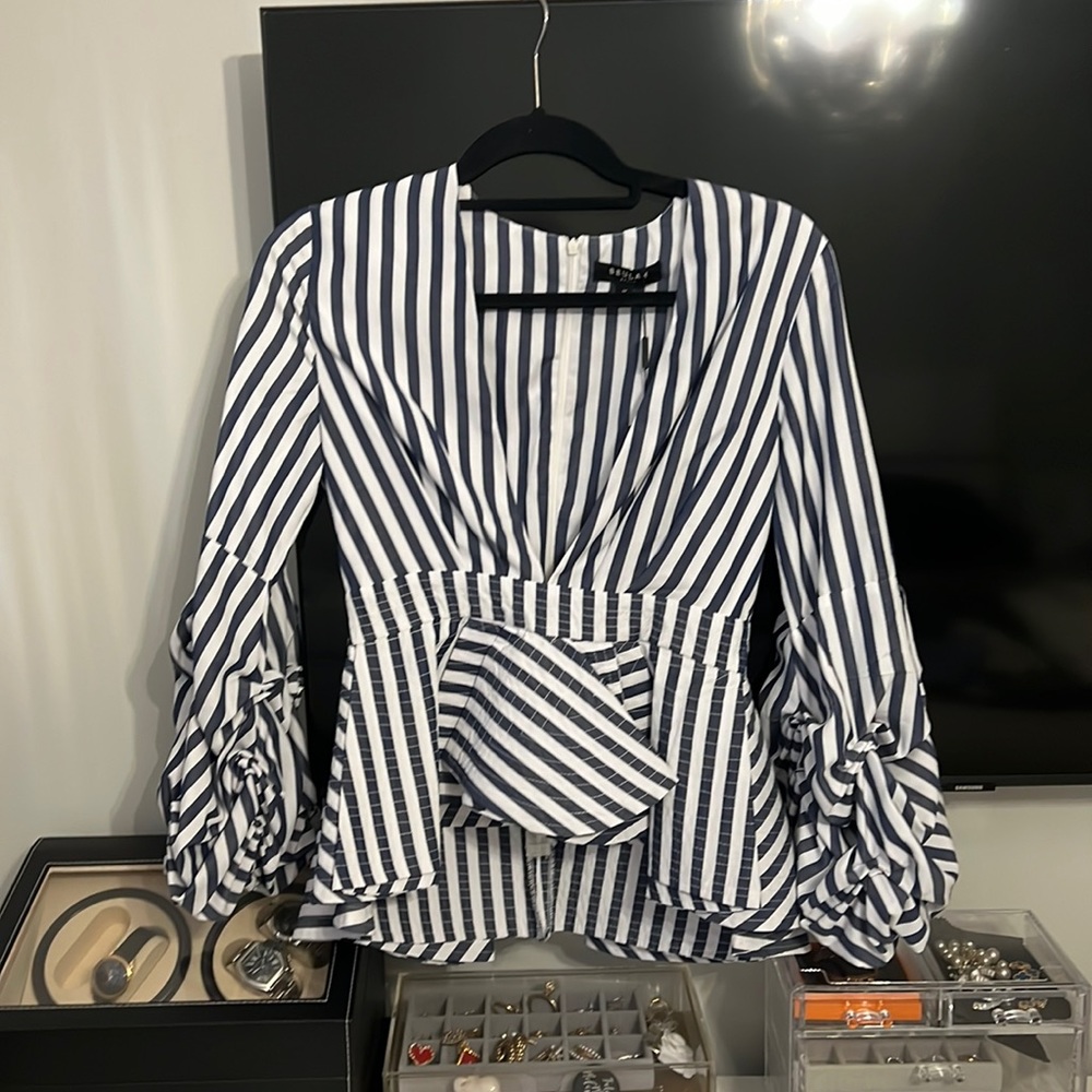 Blouse with ruffles